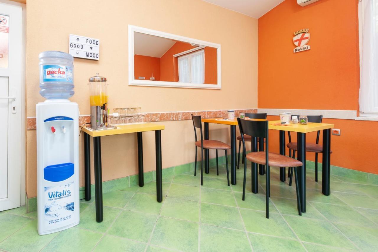 רוביני Apartments Erik B&B Adults Only מראה חיצוני תמונה