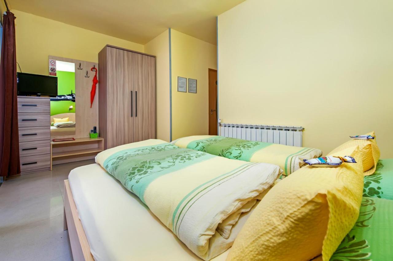 רוביני Apartments Erik B&B Adults Only מראה חיצוני תמונה