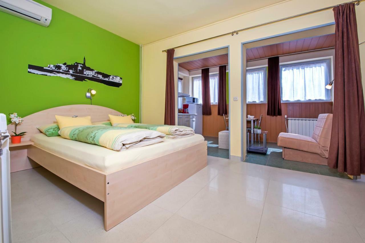 רוביני Apartments Erik B&B Adults Only מראה חיצוני תמונה